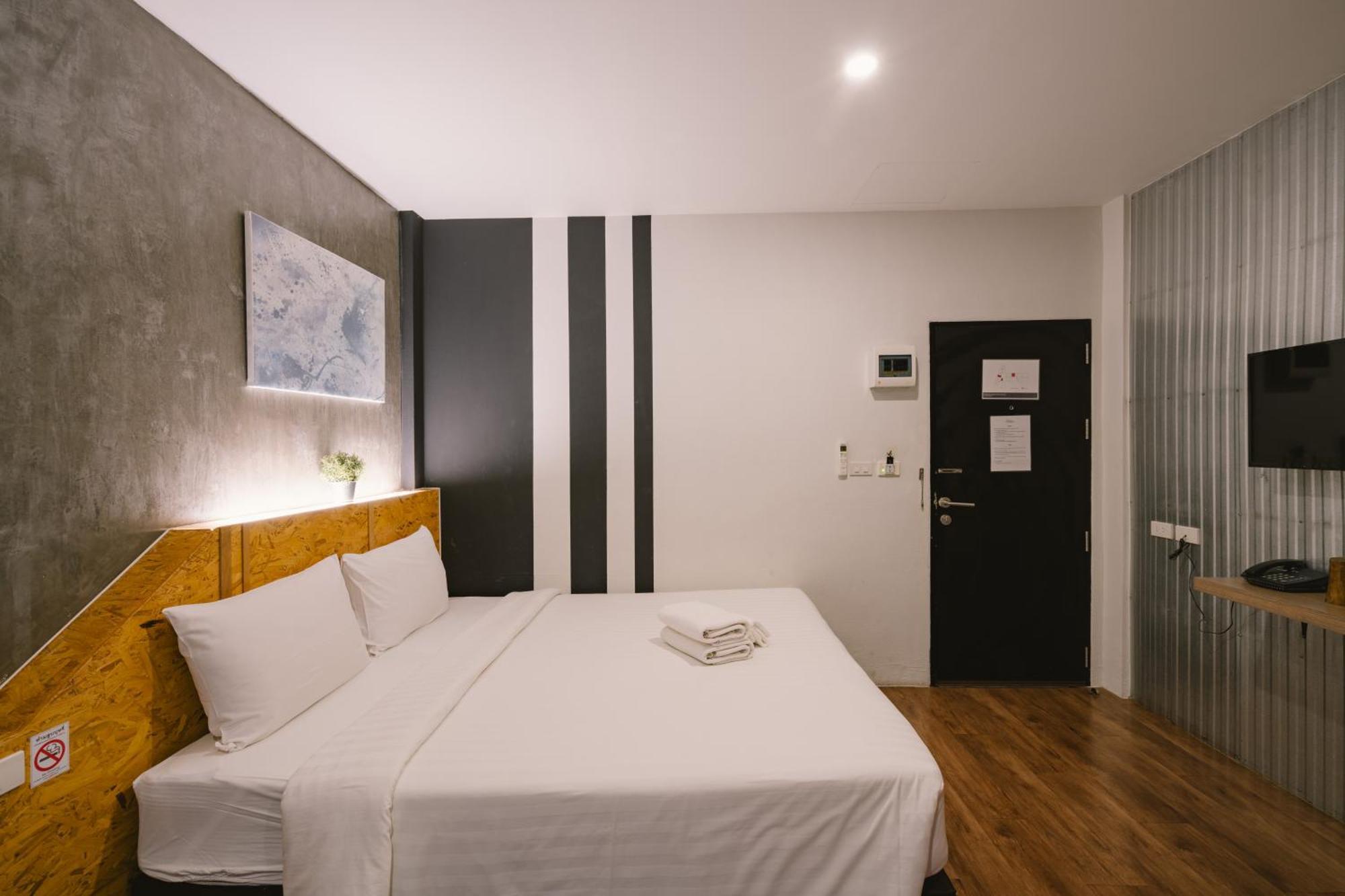 The Arbern Hotel X Bistro - Sha Extra Plus Phuket المظهر الخارجي الصورة