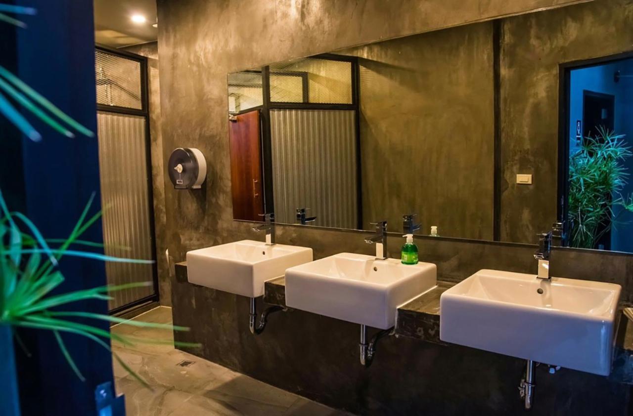 The Arbern Hotel X Bistro - Sha Extra Plus Phuket المظهر الخارجي الصورة